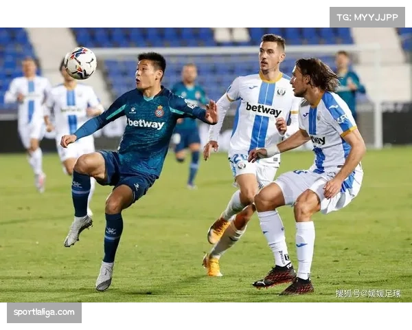 天气预报显示周末瓦伦西亚地区有雨，可能影响瓦伦西亚对阵马略卡的比赛节奏